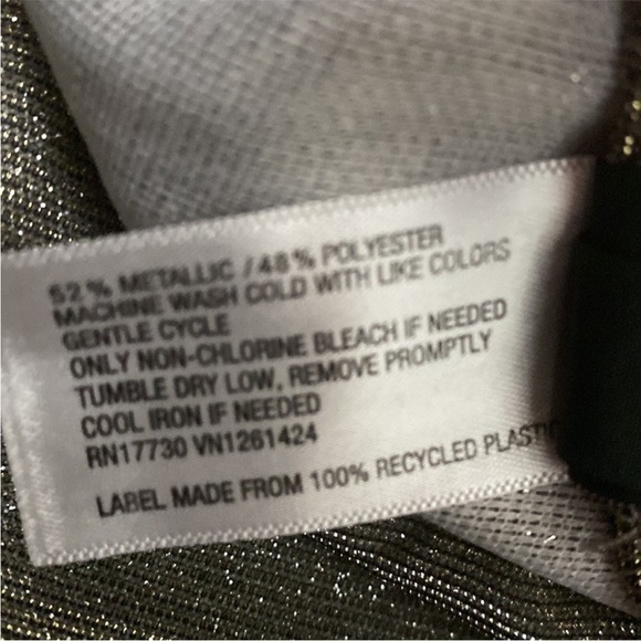 3/$20✨Wild Fable Shimmering Silver Pencil Skirt - Picture 3 of 8